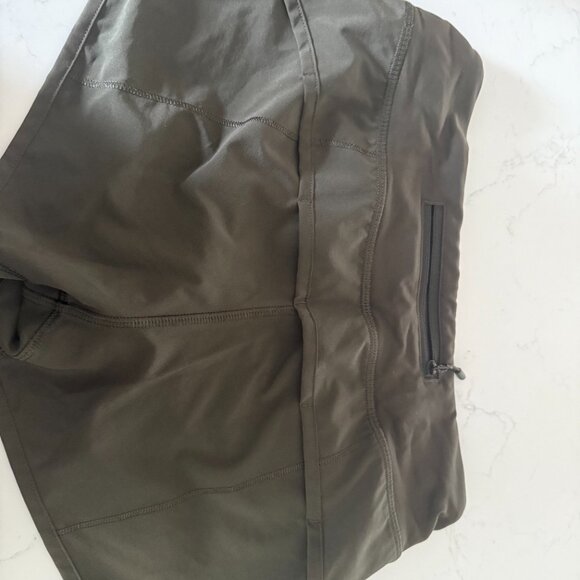 Lululemon Speed Up Low-Rise Lined Short 2.5" - Picture 11 of 12